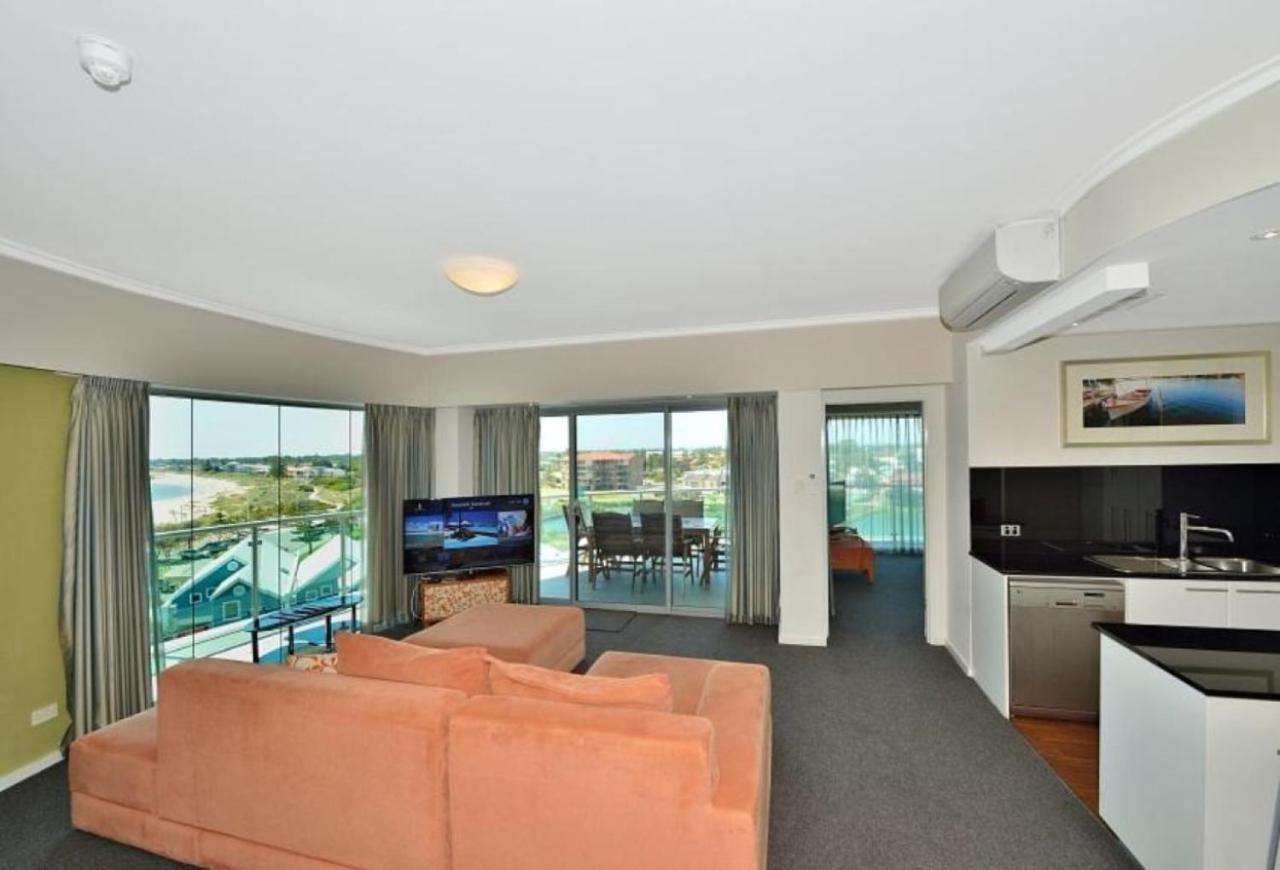 A 406 Fantastic Ocean Beach And Marina View Apt - Mandurah Extérieur photo
